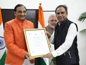 Education Minister Shri Ramesh Pokhriyal ‘Nishank’ conferred with Vatayan Lifetime Achievement Award