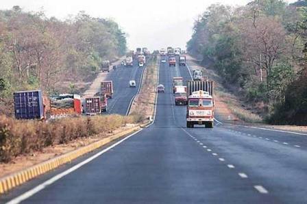 Nitin Gadkari inaugurates Highway projects worth Rs 7477 Cr in Uttar Pradesh