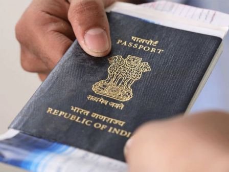India Ranks 85 in Henley Passport Index 2021; Japan Tops