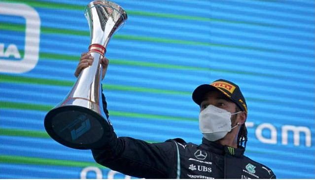 Lewis Hamilton clinches his fifth successive Spanish Grand Prix