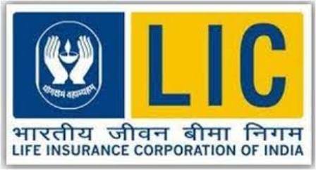Government extends superannuation age of LIC Chairman to up to 62 years
