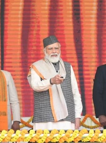 Prime Minister Modi inaugurates and lays foundation stone of 23 projects worth over Rs 17500 crore in Haldwani